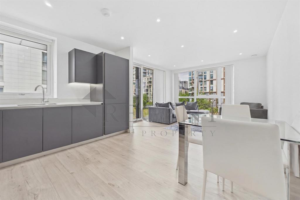 Apartment in London - View 2