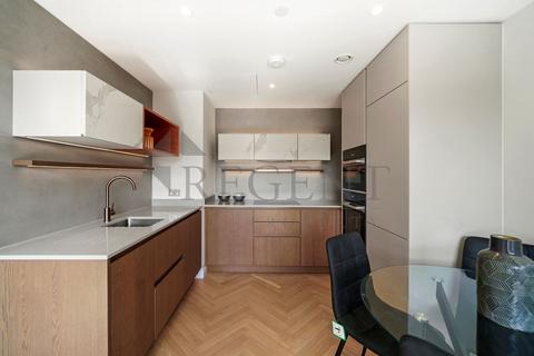 1 bedroom apartment to rent, Saxon House, London SW6