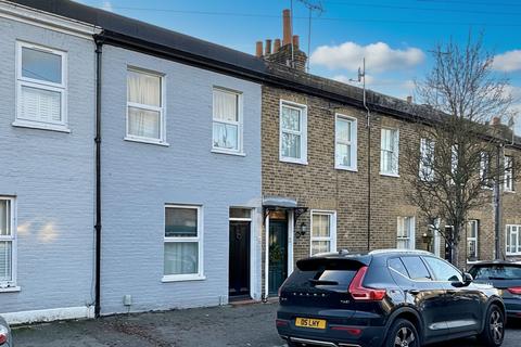 2 bedroom terraced house to rent, Bexley Street, Windsor, SL4