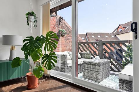 4 bedroom terraced house for sale, Carbis Close, Port Solent