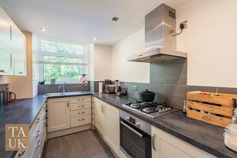 undefined, Shrewsbury Road, Prenton, CH43