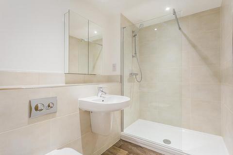1 bedroom apartment to rent, 21 Ravenscourt Gardens, London W6