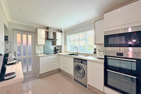 3 bedroom semi-detached house for sale, Wardles Lane, Great Wyrley