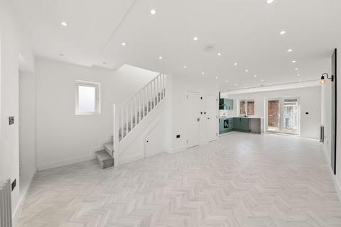 2 bedroom end of terrace house for sale, Hayman Crescent, Hayes