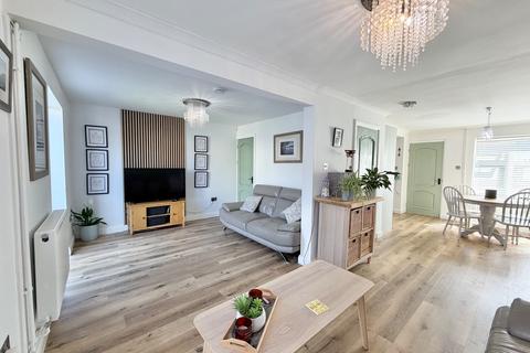 4 bedroom semi-detached house for sale, Pen y Fro, Dunvant, Swansea