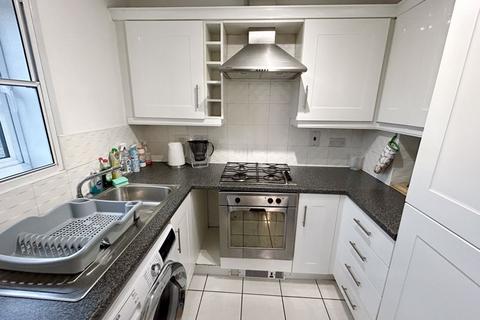 2 bedroom apartment to rent, Little Bolton Terrace, Salford