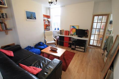 1 bedroom apartment to rent, Brithdir Street, Cardiff CF24