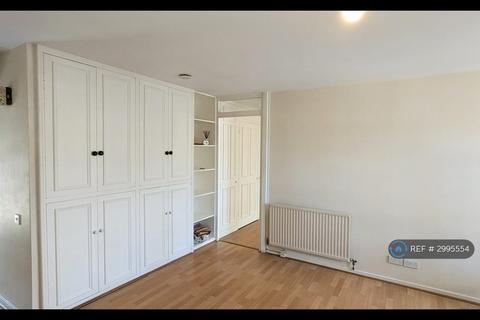 1 bedroom maisonette to rent, Clapham, London, SW8