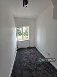 3 bedroom end of terrace house to rent, Quarry St, Barnsley, S72