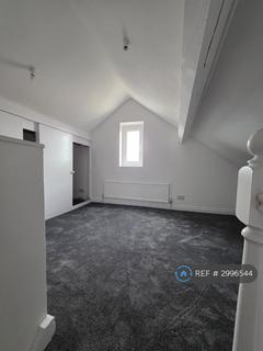 3 bedroom end of terrace house to rent, Quarry St, Barnsley, S72