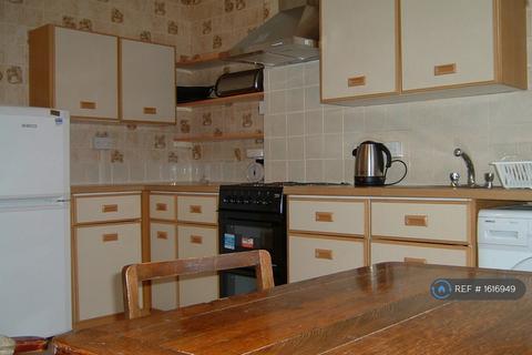 1 bedroom in a flat share to rent, Hampton Road, Bristol, BS6
