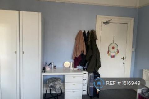 1 bedroom in a flat share to rent, Hampton Road, Bristol, BS6