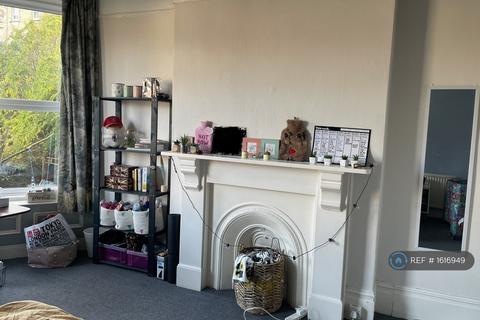 1 bedroom in a flat share to rent, Hampton Road, Bristol, BS6
