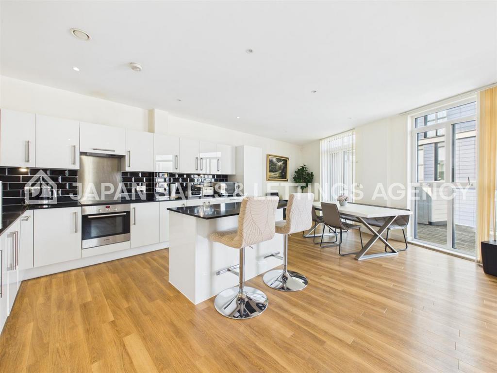 Apartment in Wembley - View 2