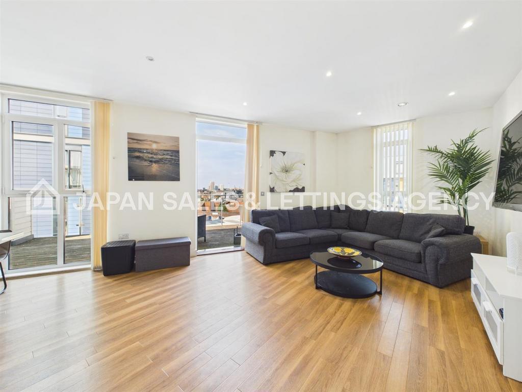 Apartment in Wembley - View 3