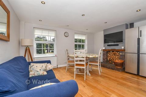 5 bedroom end of terrace house for sale, Camden Terrace, Tonbridge TN17