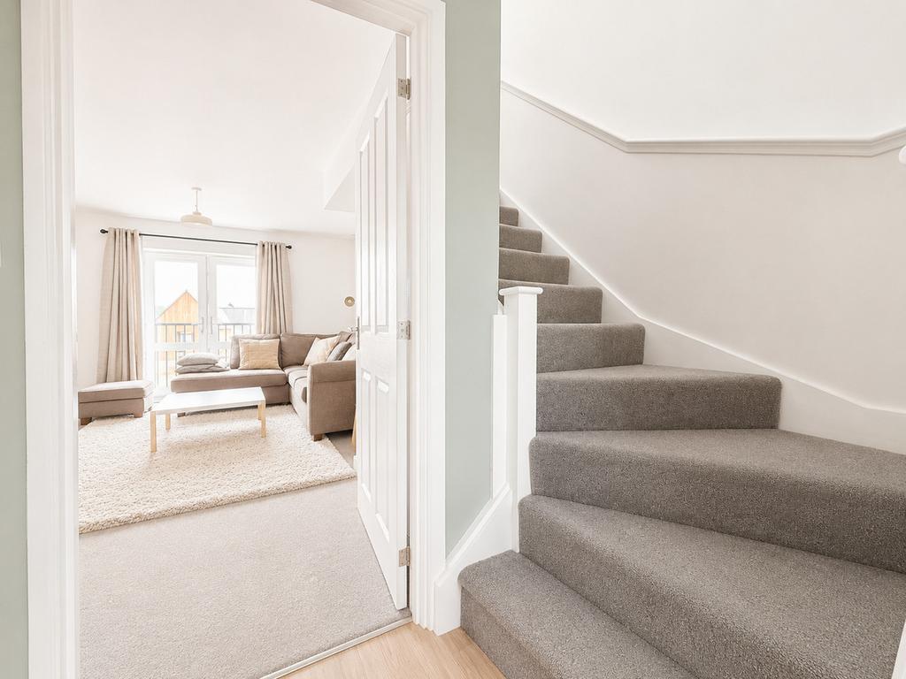 Apartment in Cardiff, St Edeyrn's Village, Old St. Mellons - View 2