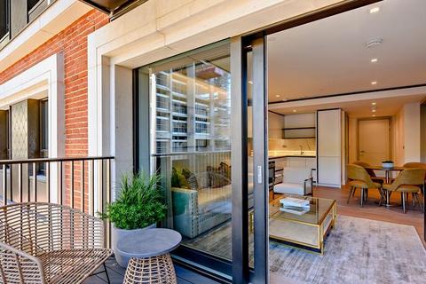 3 bedroom apartment to rent, Garrett Mansions West End Gate, W2