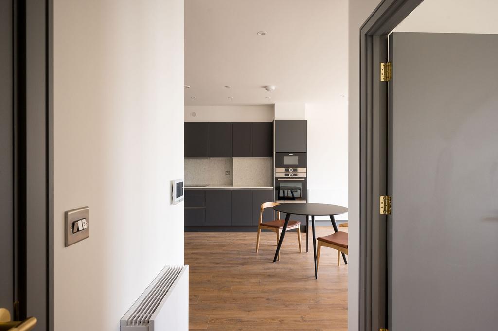 Apartment in Tottenham Hale - View 2