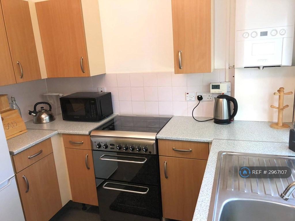 Apartment in London - View 3