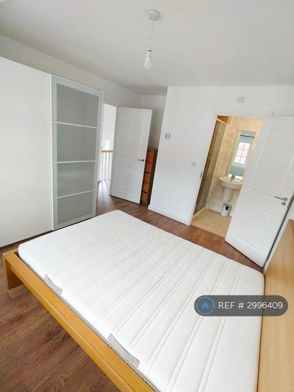 House in Moston - View 3