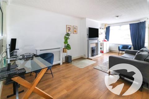2 bedroom terraced house for sale, Parkside Avenue, Bexleyheath, DA7