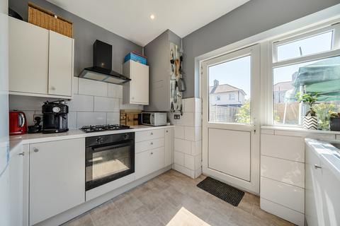 2 bedroom terraced house for sale, Reigate Road, Bromley