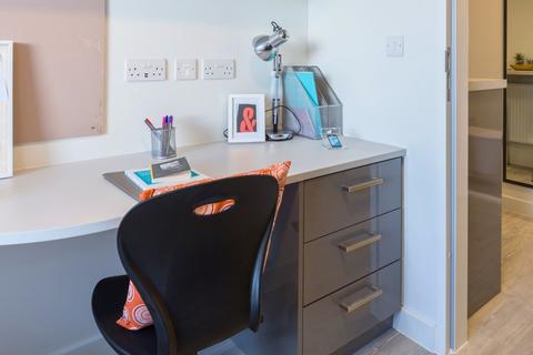 2 bedroom flat share to rent, City Road