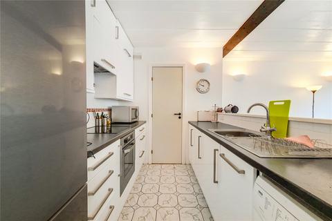 2 bedroom flat to rent, Beacon House, 4 Burrells Wharf Square, London, E14