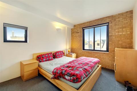 2 bedroom flat to rent, Beacon House, 4 Burrells Wharf Square, London, E14