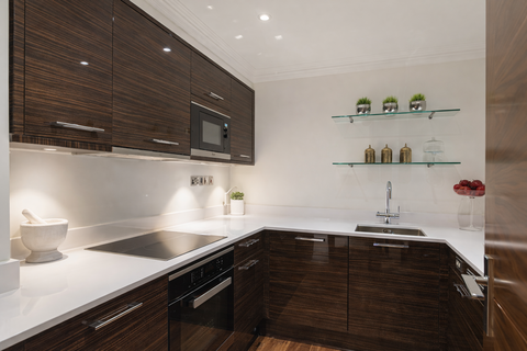 2 bedroom apartment to rent, Kensington Gardens Square, W2