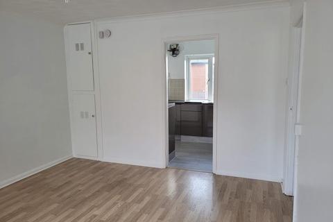 2 bedroom flat to rent, Burry Port SA16
