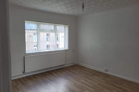 2 bedroom flat to rent, Burry Port SA16