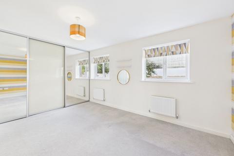 4 bedroom semi-detached house to rent, Chestnut Drive, Launceston, PL15