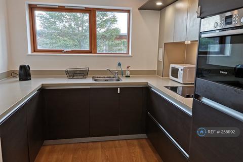 2 bedroom flat to rent, Campbell Road, London, E3