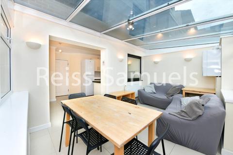 5 bedroom end of terrace house to rent, Barnfield Place, Isle of dogs,London E14