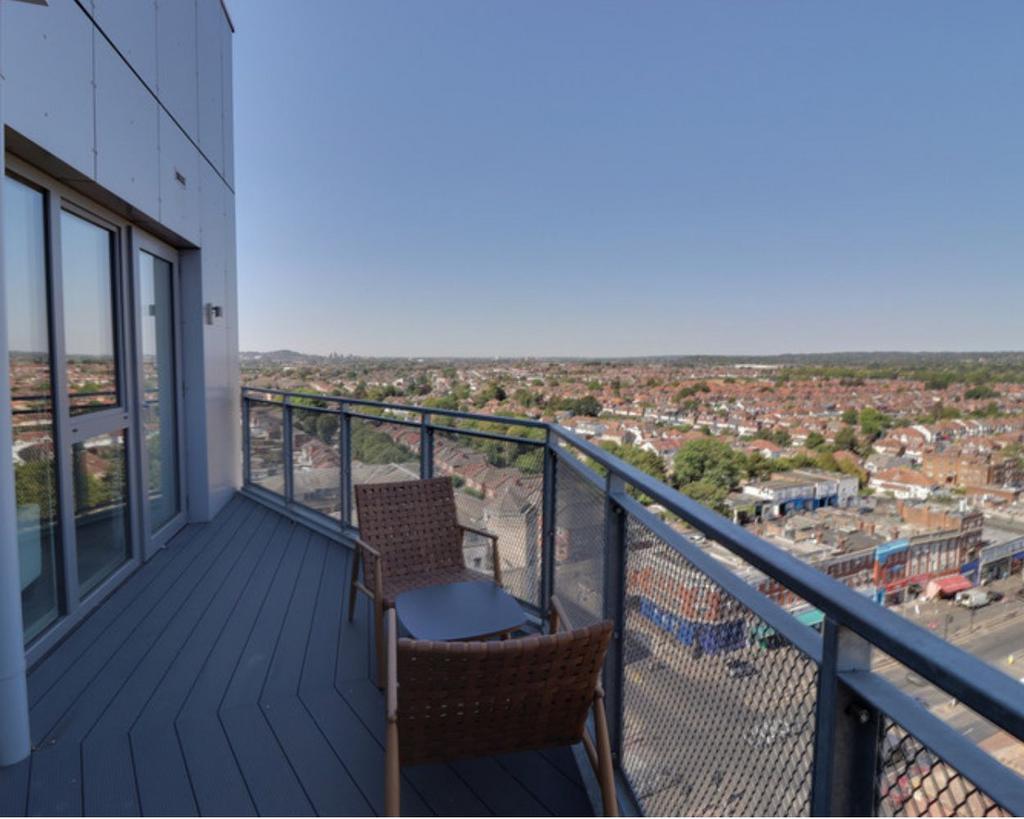 ICON - private balcony