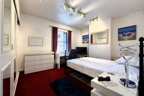 1 bedroom terraced house to rent, Hethersett Road, Gloucester GL1