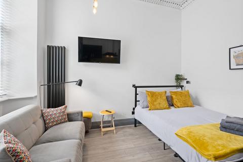 Studio for sale, West Newington Place, Edinburgh, EH9