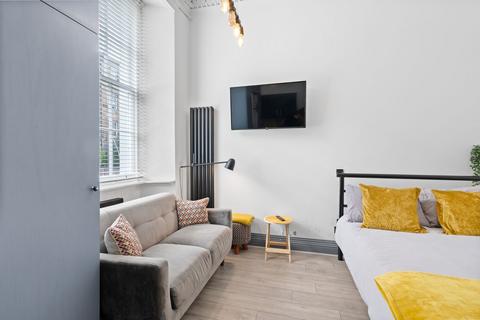 Studio for sale, West Newington Place, Edinburgh, EH9