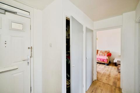 1 bedroom flat for sale, Cedars Court, Edmonton, N9