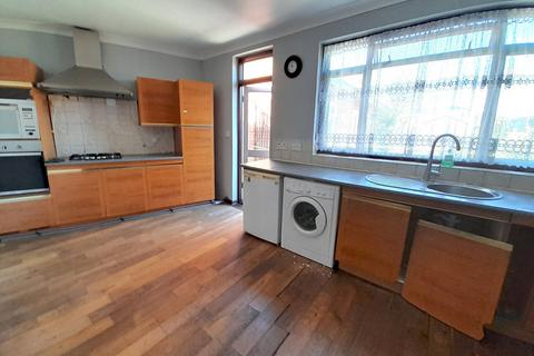 4 bedroom semi-detached house for sale, Ivanhoe Drive, Kenton, HA3