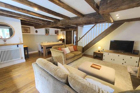 2 bedroom cottage for sale, Wakefield Road, Lightcliffe HX3