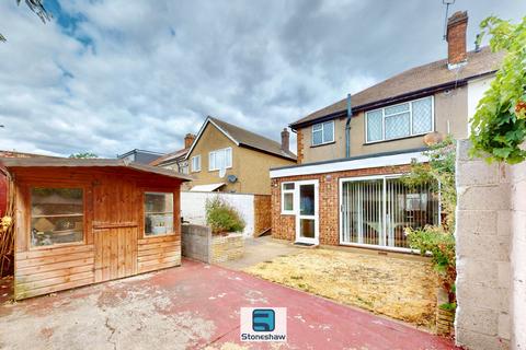 3 bedroom end of terrace house for sale, Salisbury Road, Dagenham, RM10