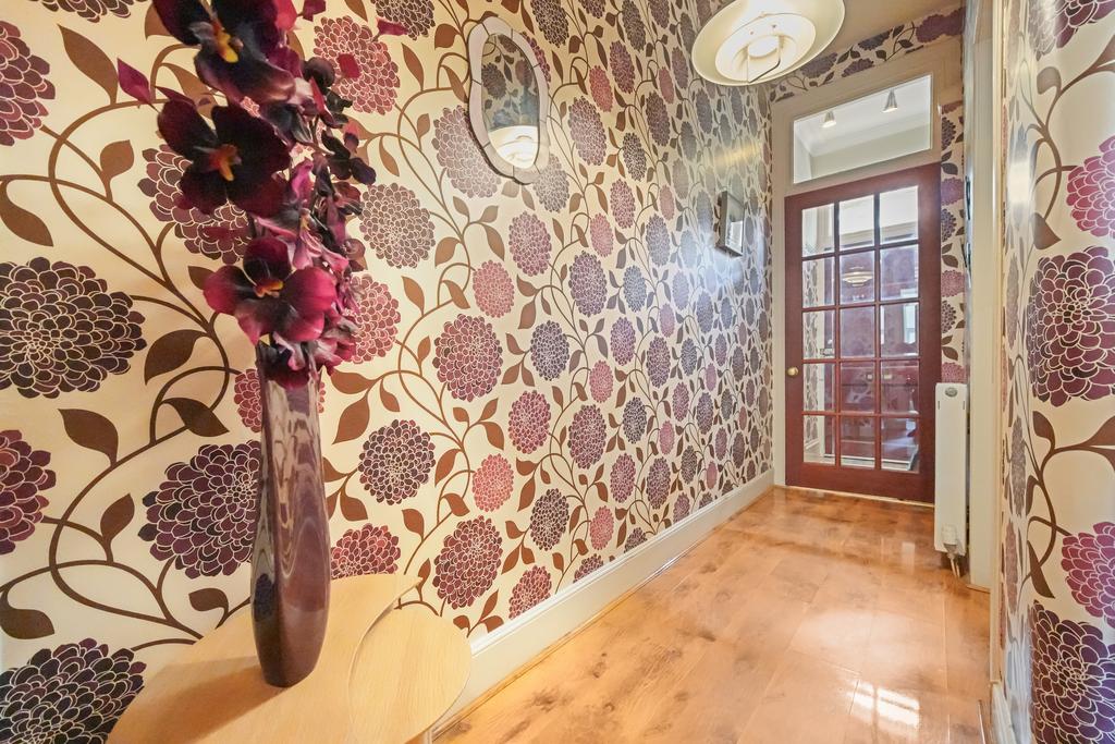 House in Edinburgh - View 5