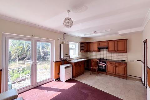 2 bedroom terraced house for sale, Alexandra Road, London E6