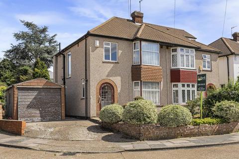 Tudor Close, Dartford