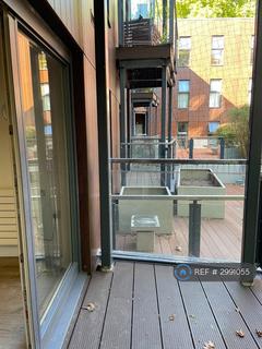1 bedroom flat to rent, London, London, SW9
