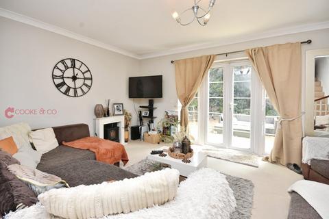 3 bedroom detached house for sale, Stocking Road, Broadstairs