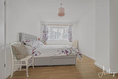 3 bedroom semi-detached house for sale, Three Cliffs Drive, Southgate, Swansea
